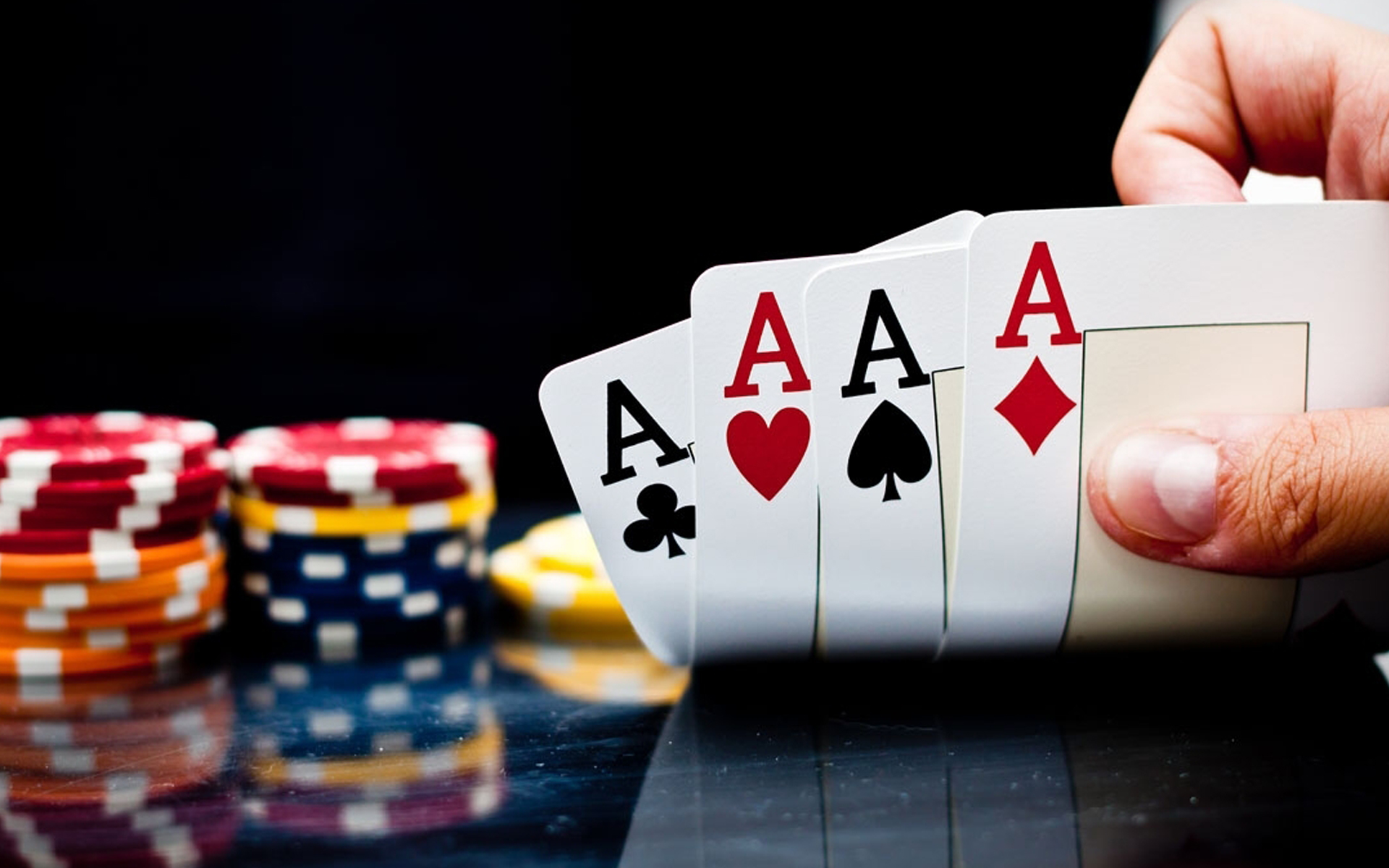 An On-Line Poker Bonus - How Come Internet Sites Provides